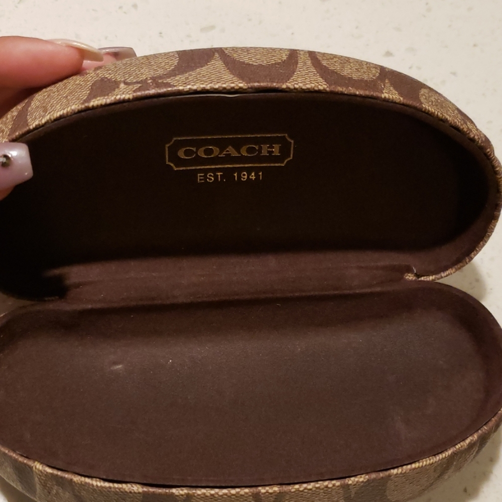 Coach sunglasses case - Picture 3 of 4